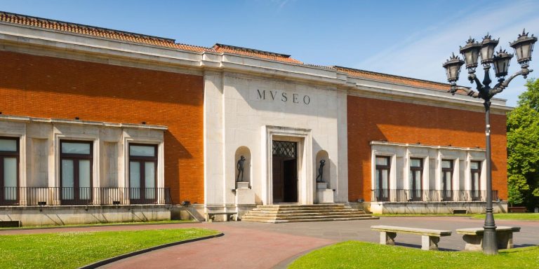 museo-bellas-artes-bilbao-s430235749