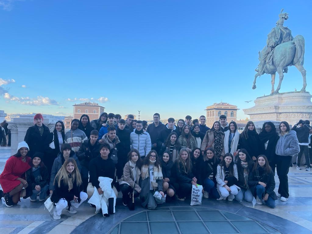 WhatsApp Image 2023-11-27 at 08.44.56(1)